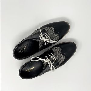 COLE HAAN Women’s ØriginalGrand Wingtip Oxford